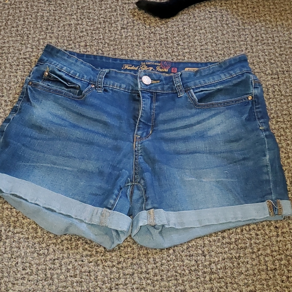 Faded glory shorts